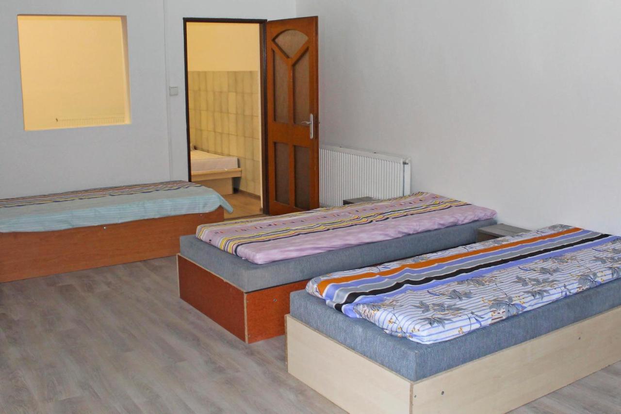 Dusan Apartments Orlova Exterior photo